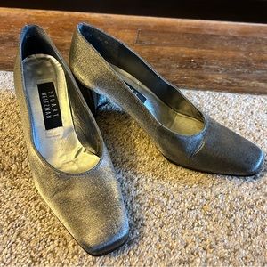 Matte Lame Pewter Pumps 2. 5 Inch Block Heel by Stuart Weitzman sz 7.5 M